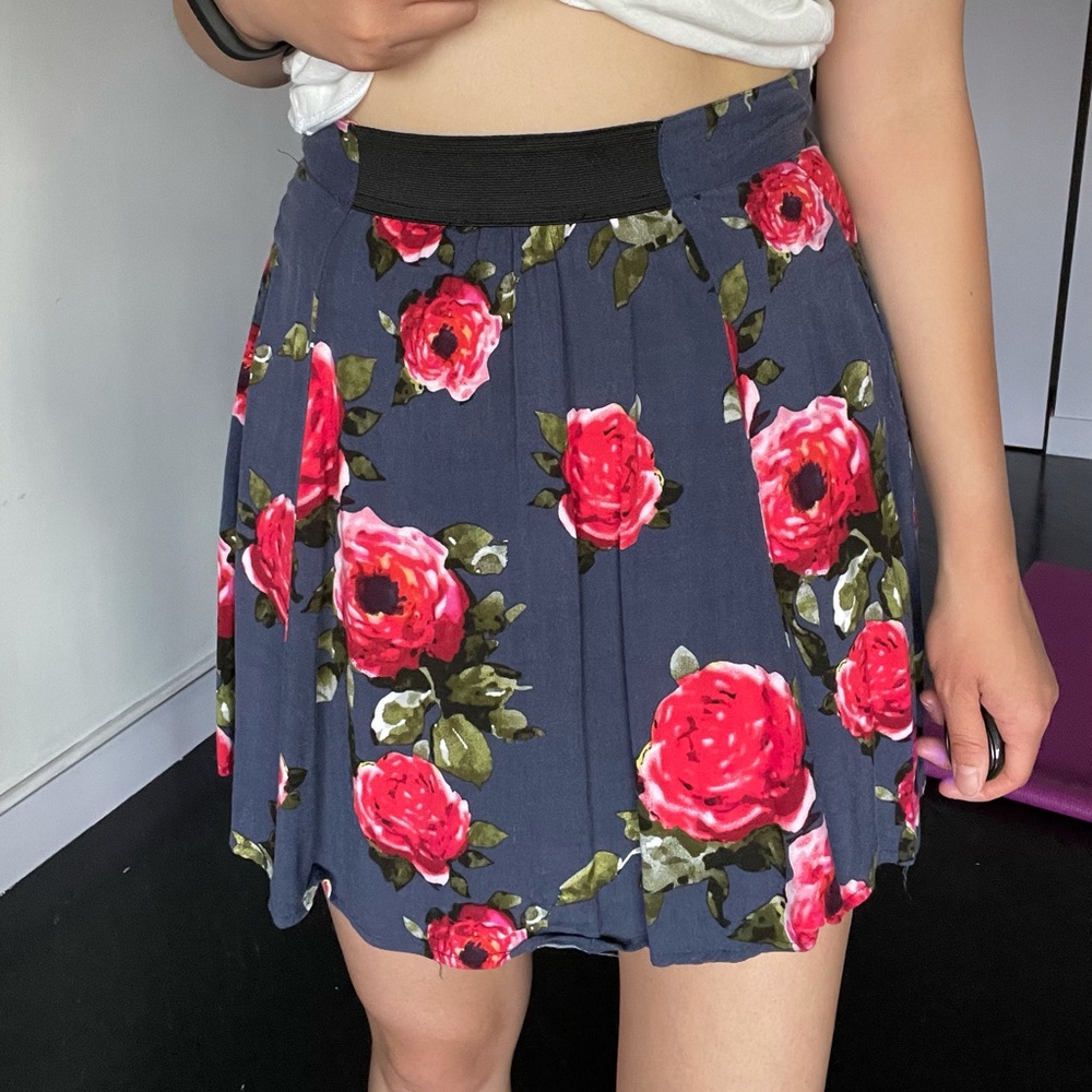 Navy blue floral skirt with zipper detail